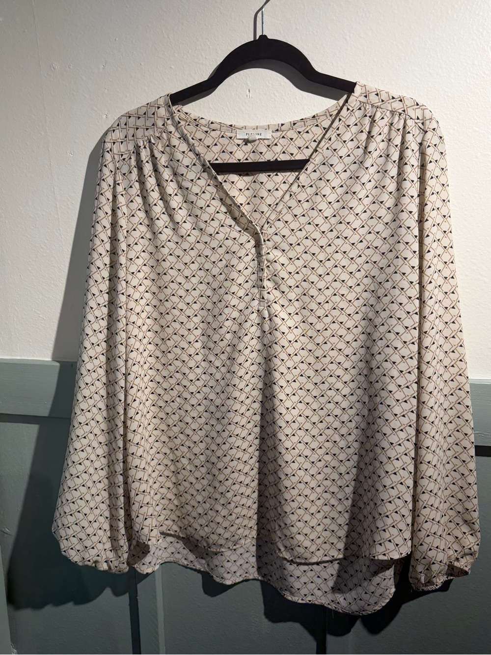 Pleione Cream Printed V-Neck Blouse